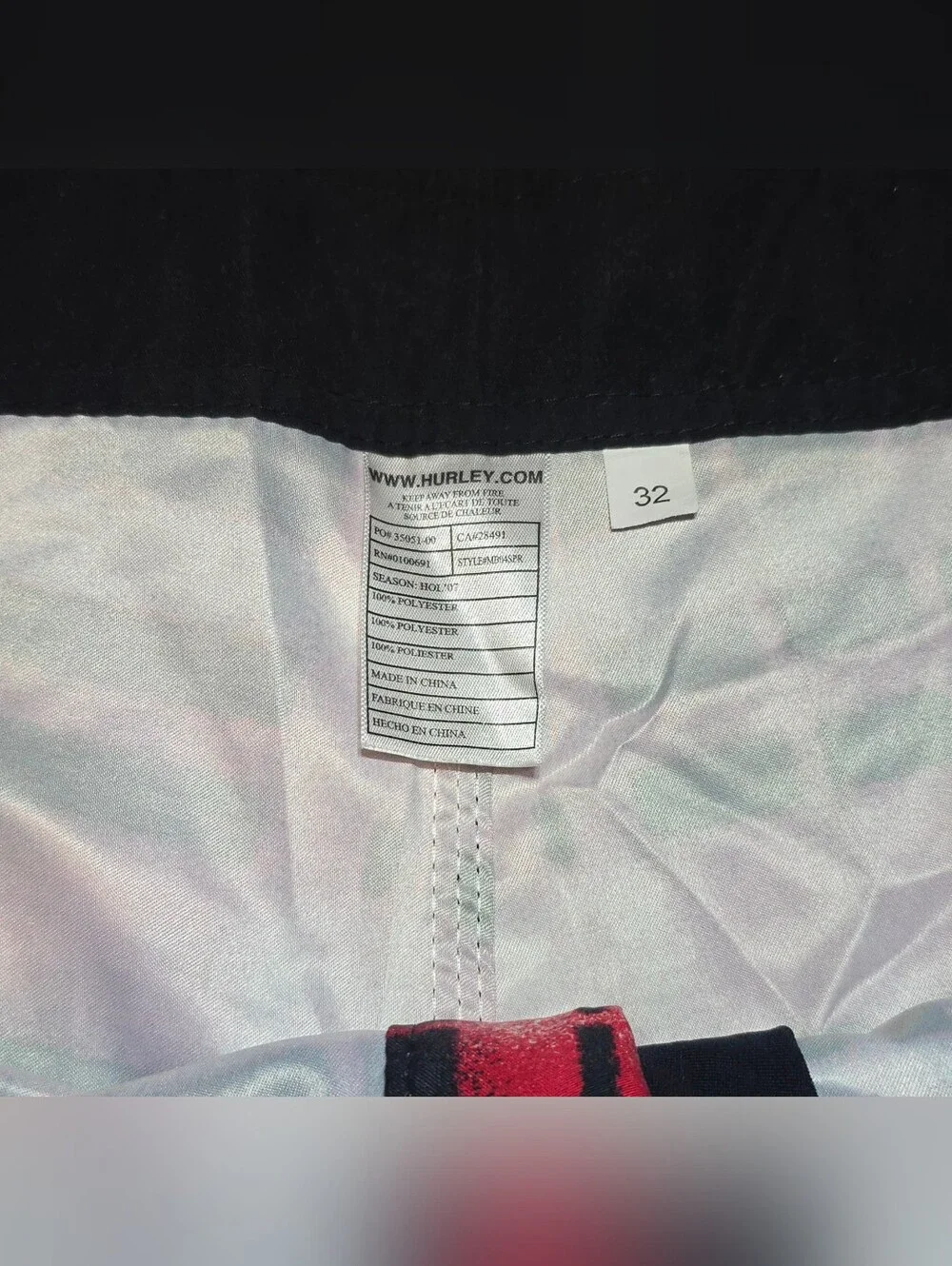 Hurley Plaid Board Shorts Mens Size 32 Red Black & White Y2K Style Trunks